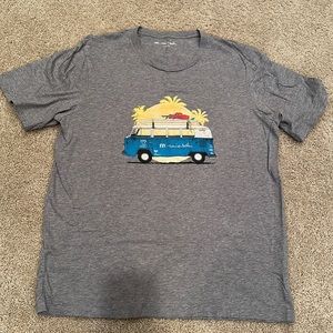 Travis Mathew T-Shirt. Sz L.